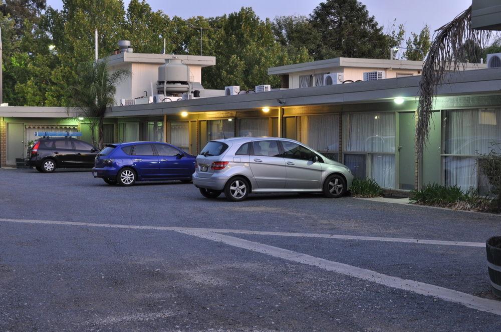 Albury Burvale Motor Inn Eksteriør billede