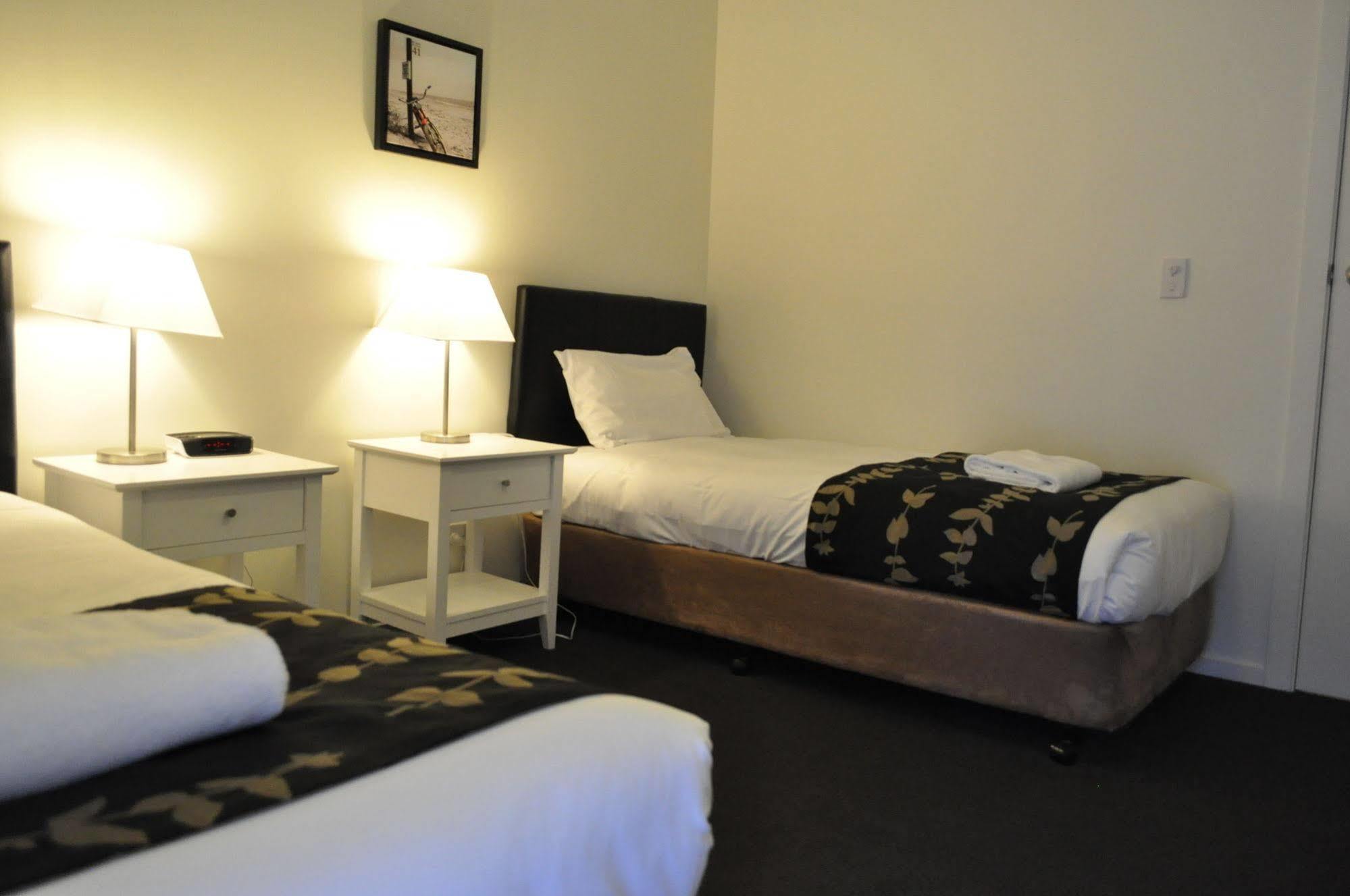 Albury Burvale Motor Inn Eksteriør billede