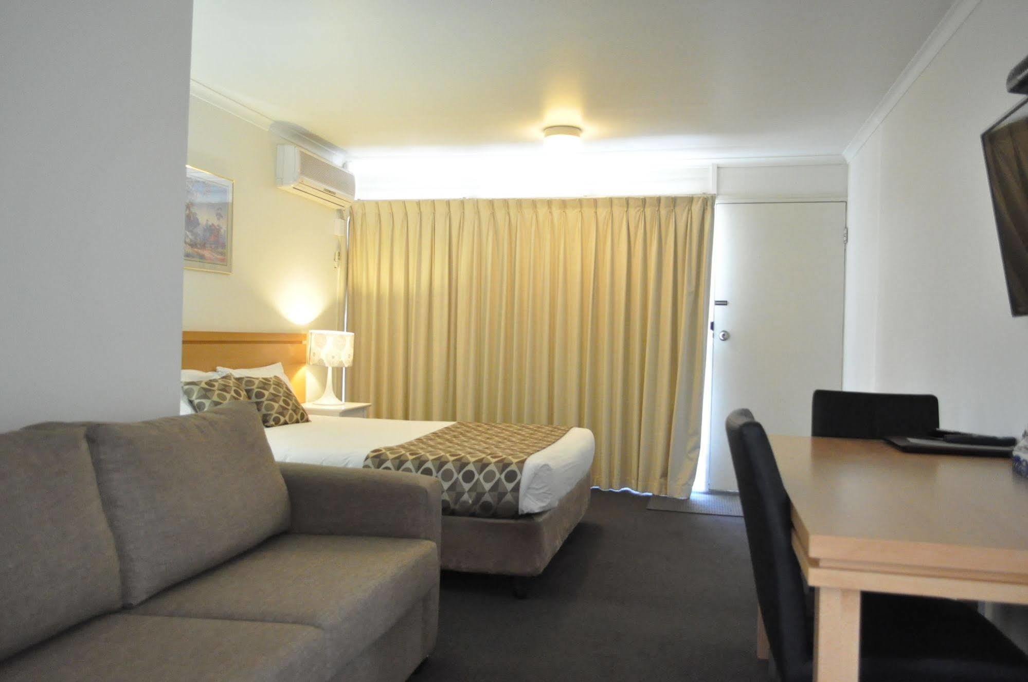Albury Burvale Motor Inn Eksteriør billede