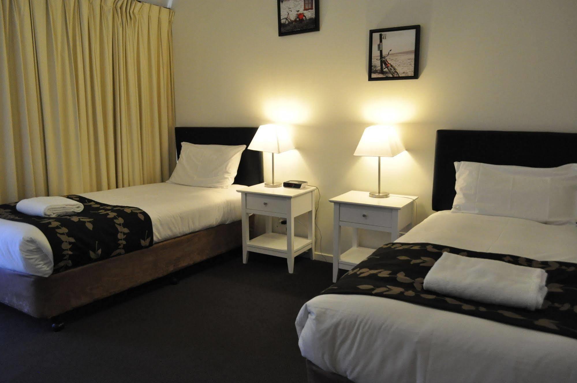 Albury Burvale Motor Inn Eksteriør billede